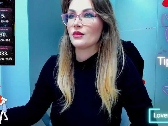 Offline anyarosses on BongaCams