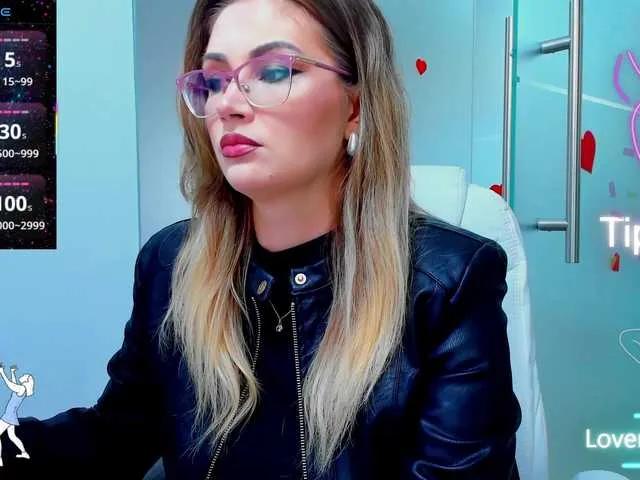 Offline anyarosses on BongaCams