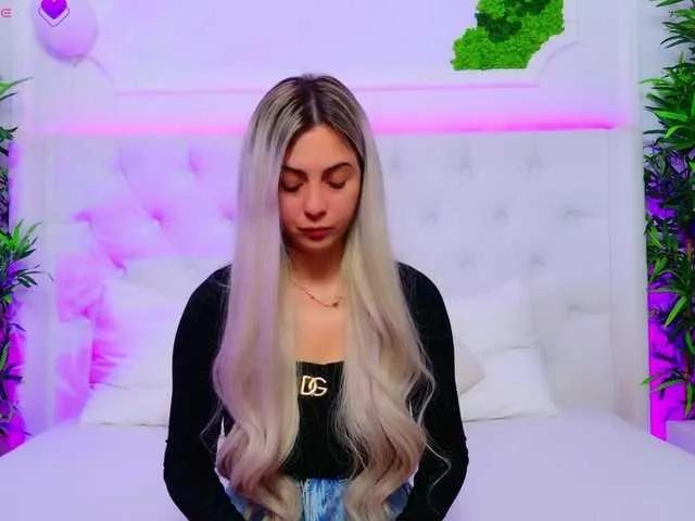 AriannaSins on BongaCams 