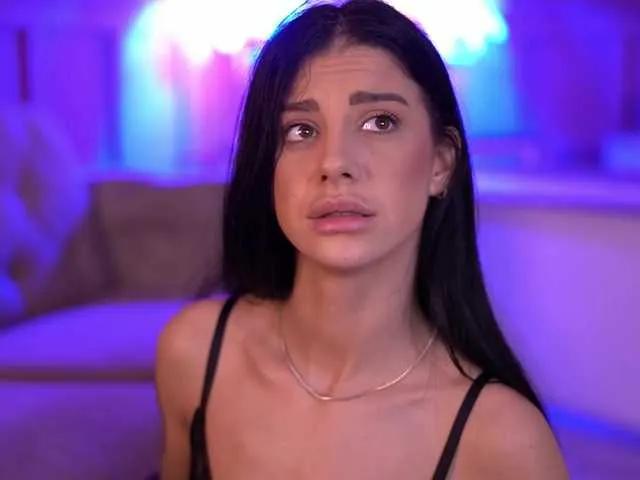 Offline ArinaRhodes on BongaCams