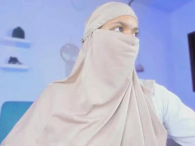 Freechat Aura-cuutee on BongaCams