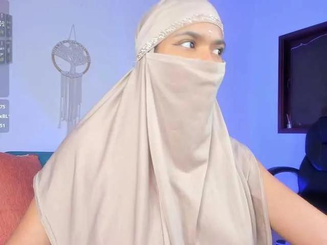 Freechat Aura-cuutee on BongaCams