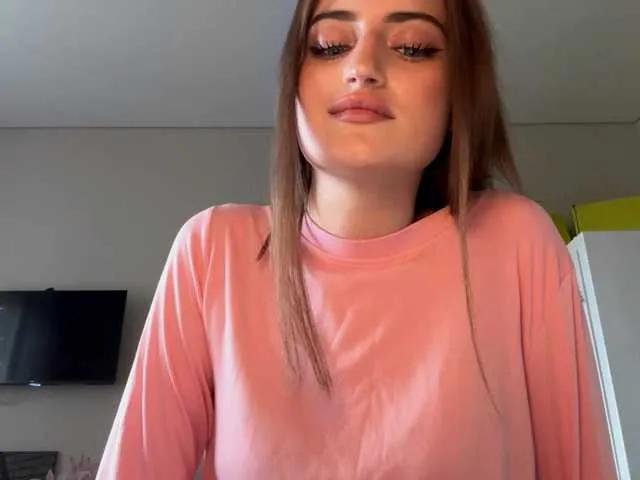 Offline AuraLahrman on BongaCams