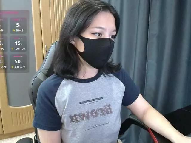 Offline Aya- on BongaCams