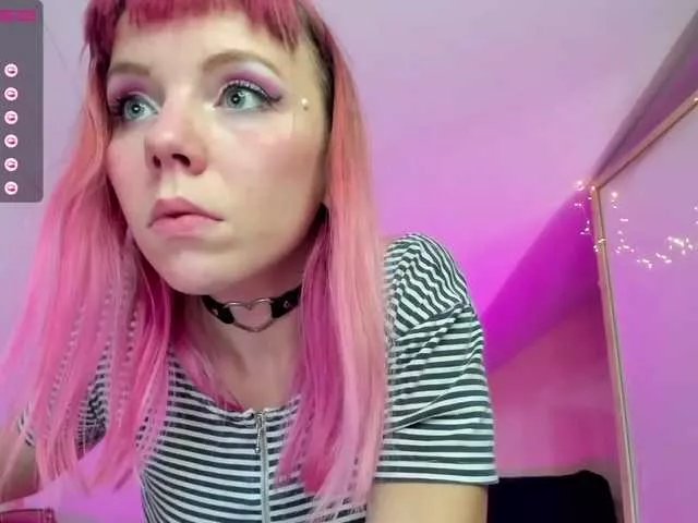 Freechat AyraLust on BongaCams