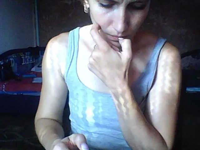 Offline BabyLove4432 on BongaCams