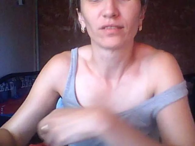 Offline BabyLove4432 on BongaCams