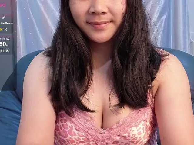 Freechat babyunicorn998 on BongaCams