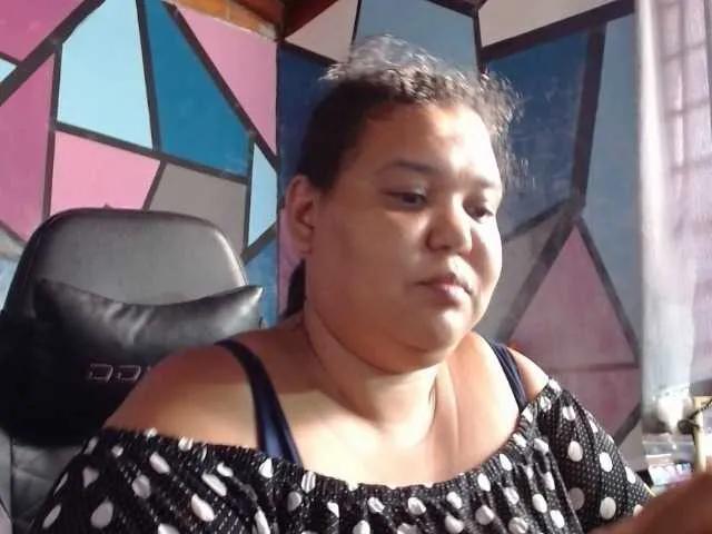 Freechat beautifulchubbyqueen on BongaCams