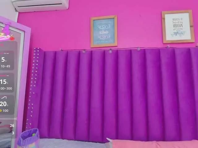 Offline Beautifulskinny18 on BongaCams