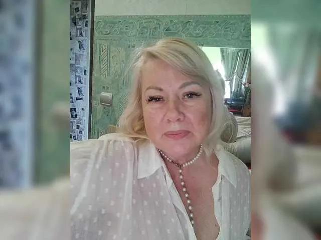 Offline BESTija-1 on BongaCams