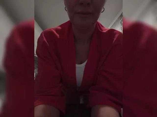 Offline Biggirl777 on BongaCams