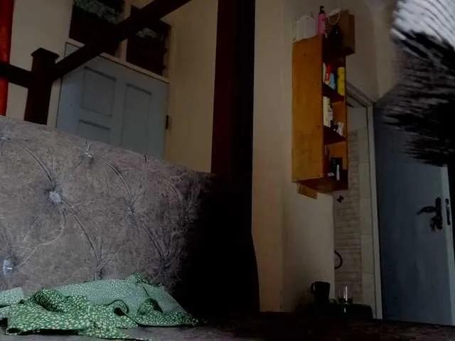 Offline bigzonroe24 on BongaCams