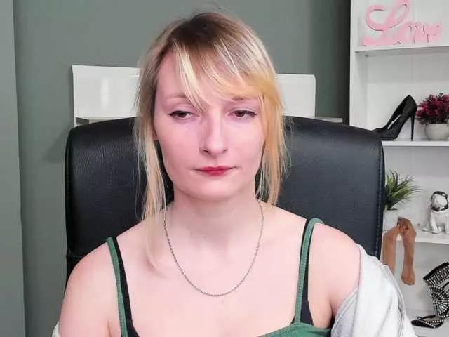 Freechat BlairPlay on BongaCams