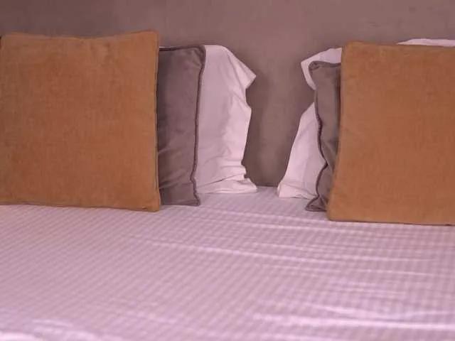 Offline BlairSander on BongaCams