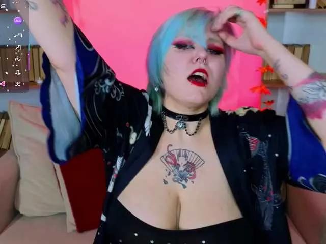 Freechat bluelunaray on BongaCams