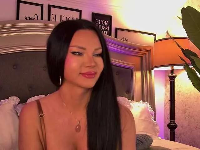 BrookeEmber on BongaCams