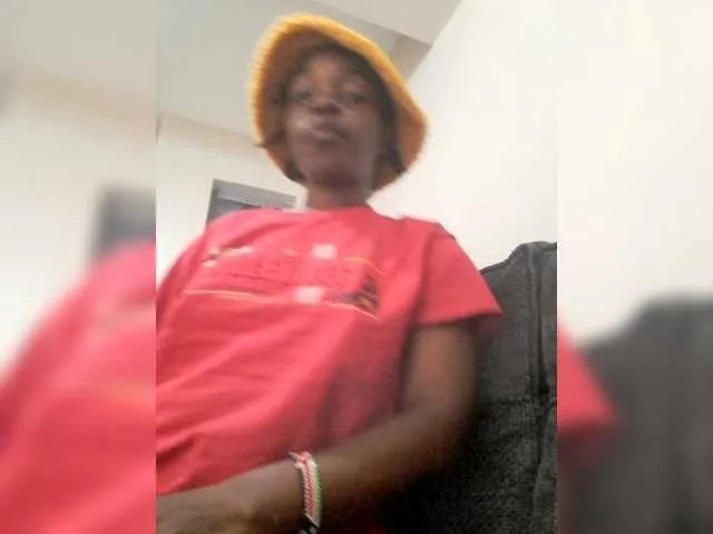 Offline Candybabbe6 on BongaCams