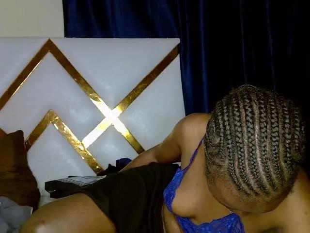 Caramel22 on BongaCams 