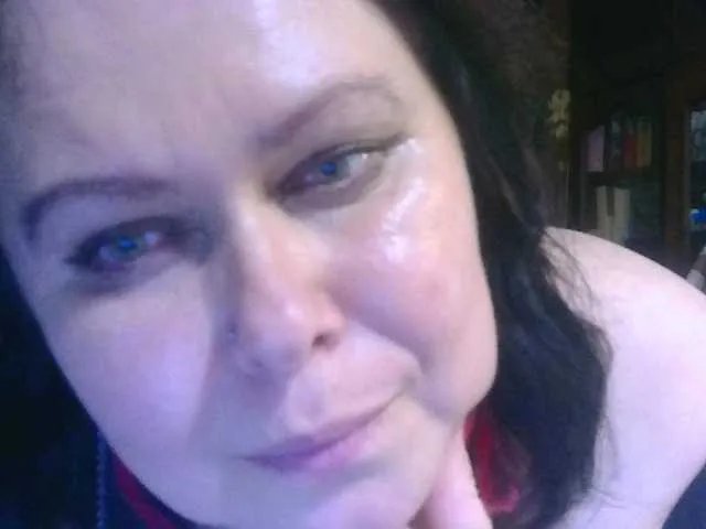 Freechat CharleeKendall on BongaCams