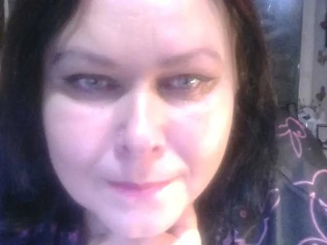 Freechat CharleeKendall on BongaCams