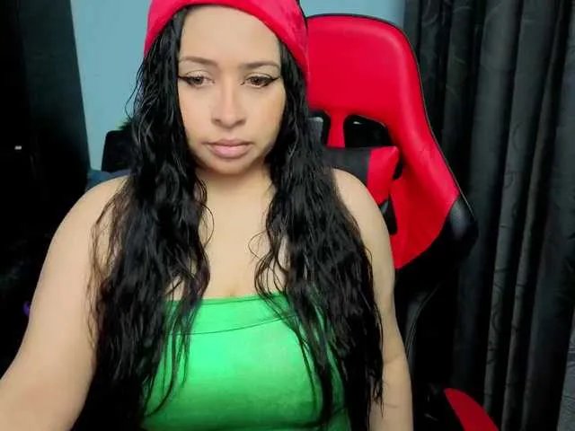 Offline Charlottee91 on BongaCams