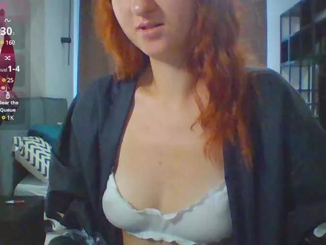 Offline cherrrylips on BongaCams