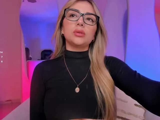 ChloePreston — I love naughty games, and receiving orders tell me your hottest fantasies and teach me how to fulfill them, pleasing you is what excites me the most