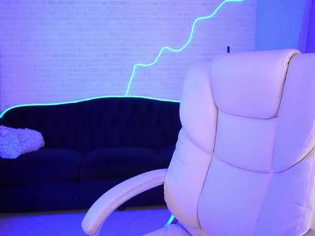 CoolTatis on BongaCams 