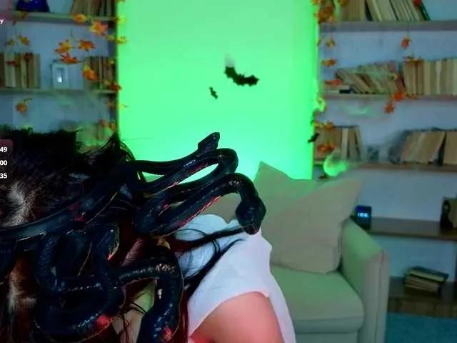 Offline CoralineJones on BongaCams