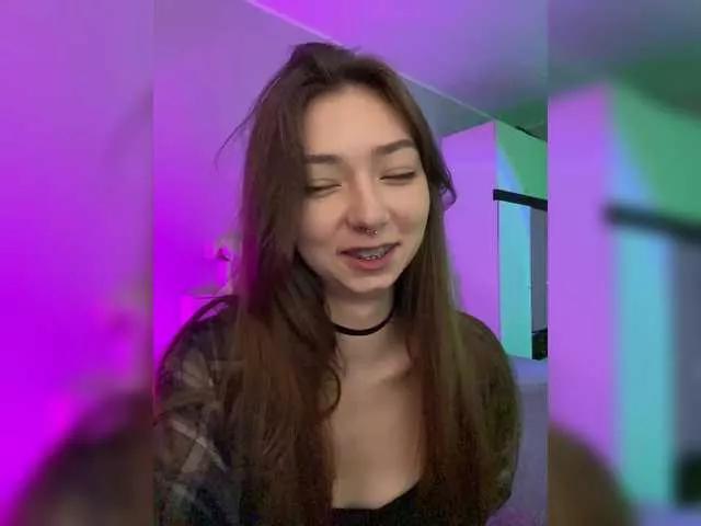 Offline CrazyAleona on BongaCams