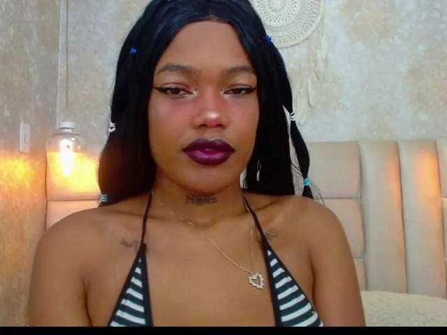 Freechat CrystalBrooke3x on BongaCams