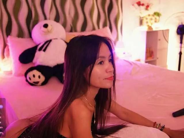 Freechat Cutieass69 on BongaCams