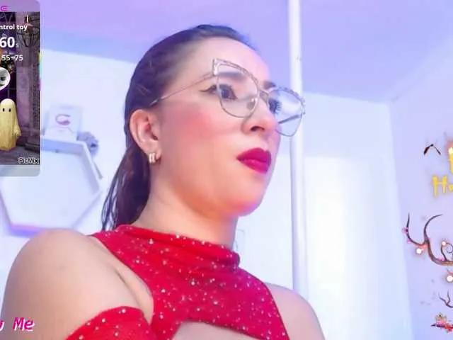 Offline Dagny-hot on BongaCams