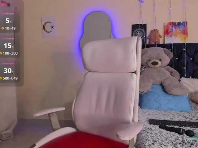 Offline Dana-Alabi on BongaCams