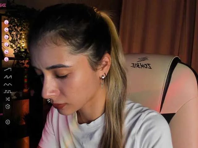 Offline DarlaBelle on BongaCams