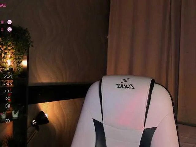 Offline DarlaBelle on BongaCams