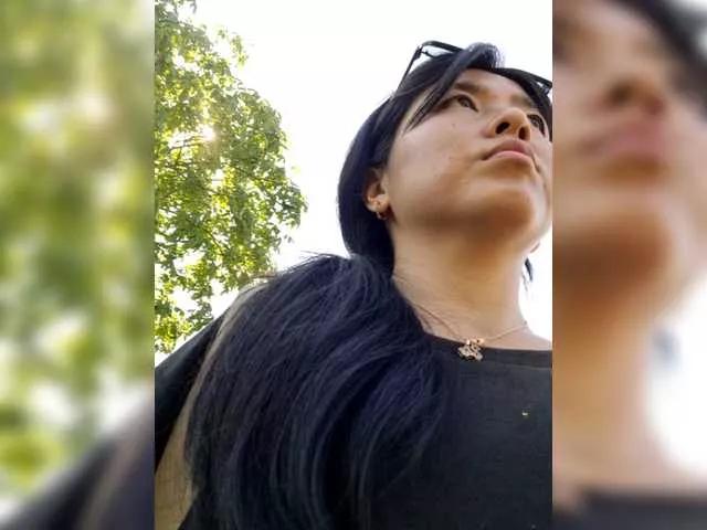 Offline dasha922 on BongaCams