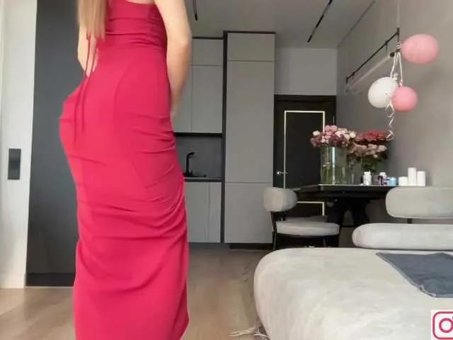 Offline diffgirls1-1 on BongaCams