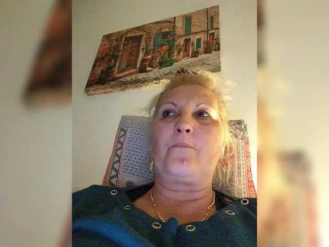 BongaCams DivineBlond is Freechat DivineBlond — People who keep they words!