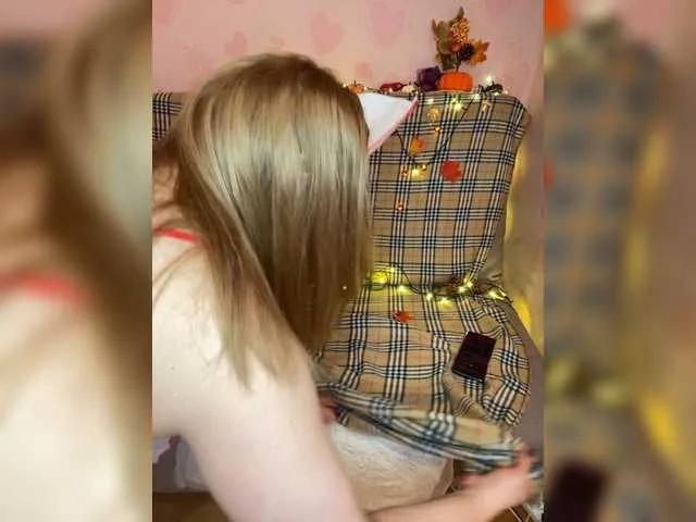 Freechat Donut-red on BongaCams