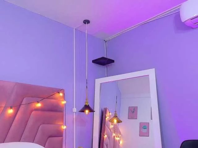 Offline EbonyCoWorker on BongaCams