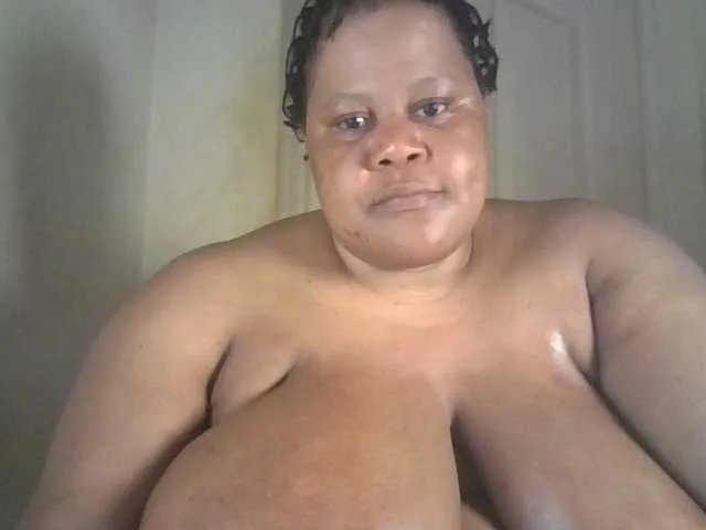 Offline Ebonymagixs on BongaCams