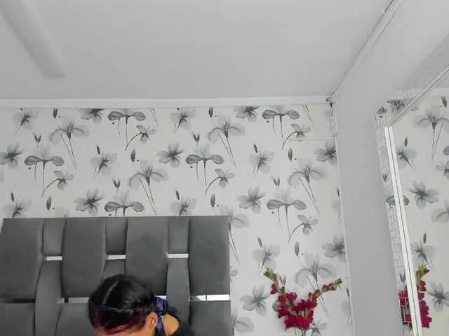 Freechat Ehotloveaxxx on BongaCams