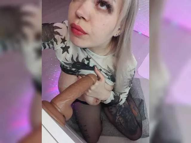 Freechat elaizza on BongaCams