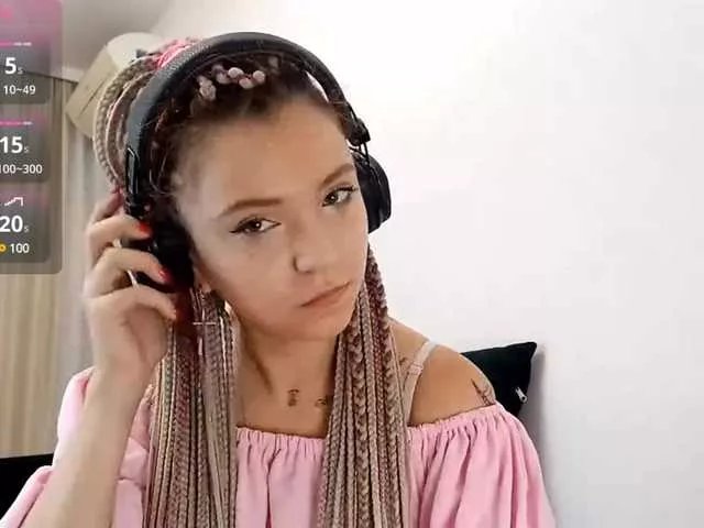 Offline EleanorBaker on BongaCams