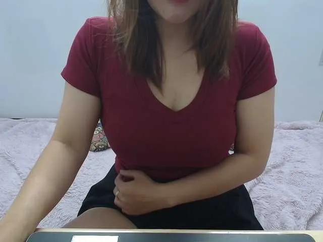 Offline ElenaSex90 on BongaCams