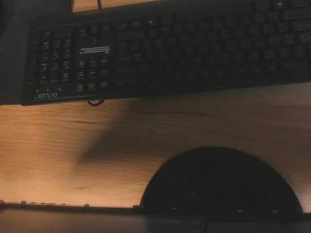 ElinaStarr — I get turned on when a man cares, speaks sincere words and can hug you so that the whole world disappears. When his gaze shows tenderness and he is confident at the same time