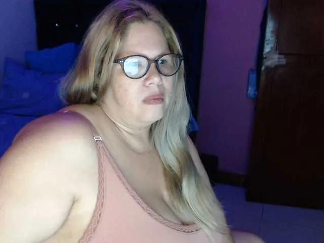 Offline ElizabethTaylor8 on BongaCams