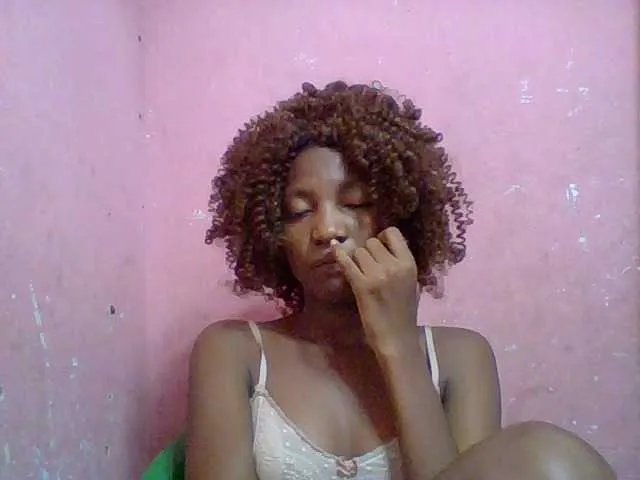 Offline Elizahhh on BongaCams